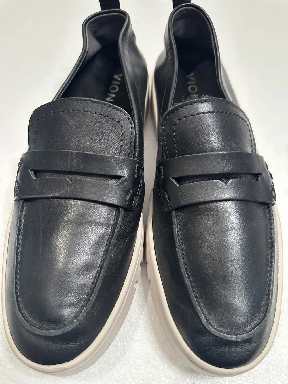 Vionic Black Slip-On Leather Penny Loafers with White Sole size 7.5 comfy ever